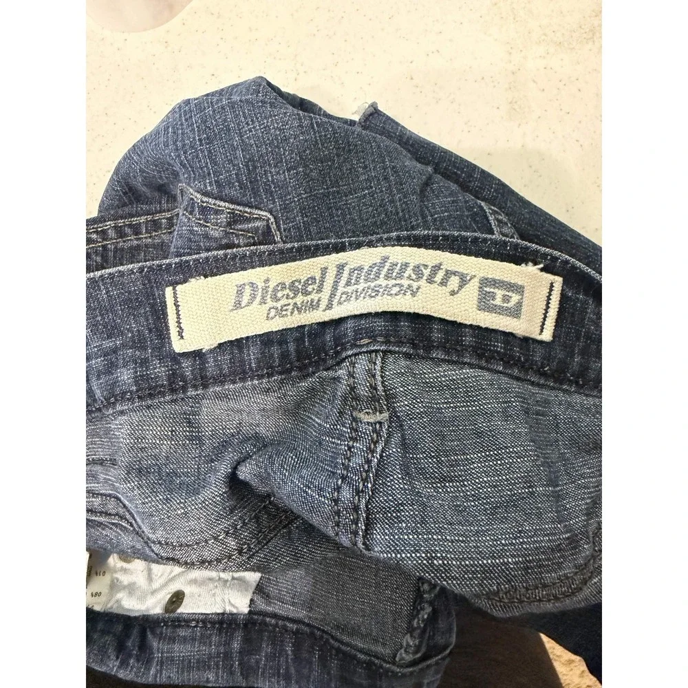 Diesel Jeans 34 Men Dark Blue Wash Regular Straight Raw Hem Italy